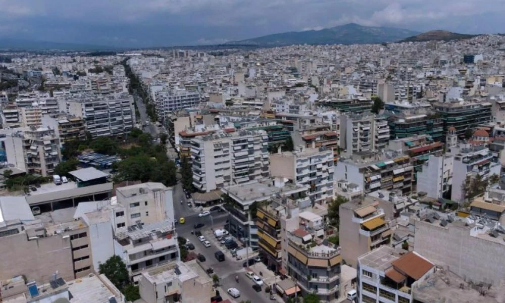 Ενοίκια διαμερισμάτων: Οι Έλληνες ξοδεύουν το 50% του εισοδήματός τους για στέγαση